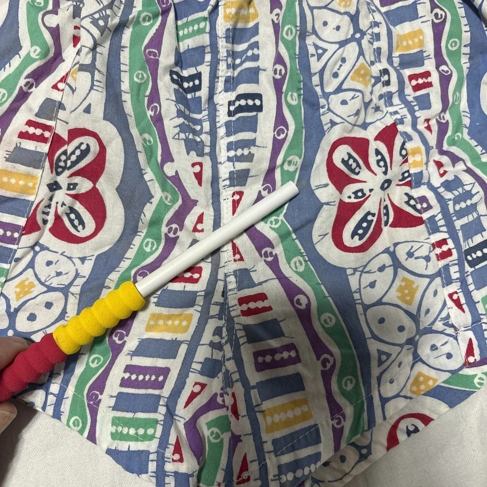 Gazelle New York Men's Print Short Shorts Sz‎ 2 (see measurements) RARE Vintage